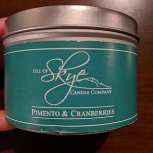 Isle of Skye candle - Pimento & Cranberries
